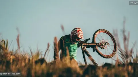 国足面临更为严苛的对手角逐，对抗更加白热化