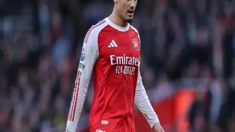 掘金VS雷霆巅峰对决：揭秘8胜6精彩瞬间！